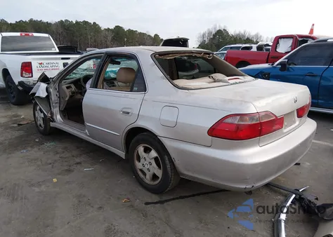 1999 Honda Accord Ex z USA, uszkodzony, nr VIN 1HGCG5655XA139443